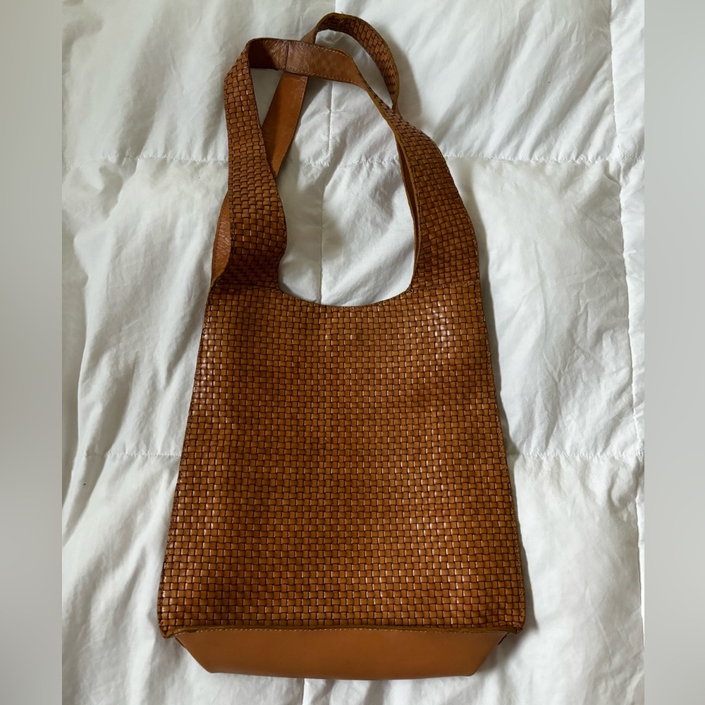 Tan Leather Shoulder Bag🤎